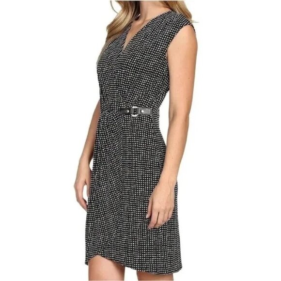 MICHAEL KORS Black & White Printed Faux Wrap Dress w/Side Buckle (MED) NWT $120 - Picture 4 of 9